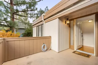 Photo #4: 41079357 Listing