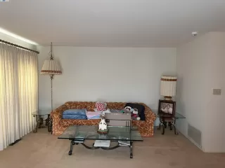 Photo #4: 41079563 Listing