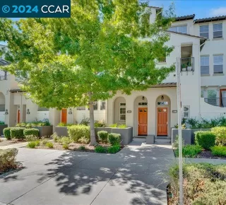 Photo #2: 41079609 Listing 