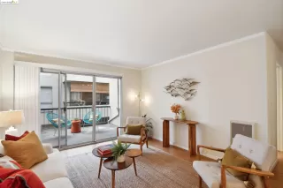 Photo #1: 41079618 Listing