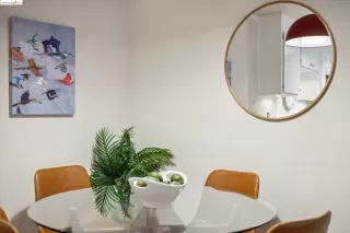 Photo #5: 41079618 Listing