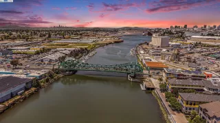 Click for more information on MLS # 41079619 : 340 29TH AVE # 307 More Details about MLS # 41079619 : 340 29TH AVE # 307