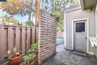 Photo #5: 41079764 Listing