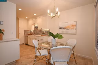 Photo #5: 41079772 Listing 