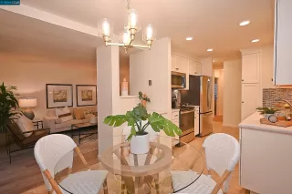 Photo #6: 41079772 Listing 