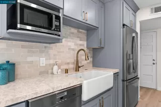 Photo #6: 41079809 Listing