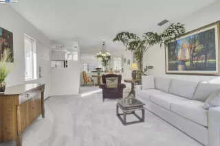 Photo #3: 41079859 Listing 