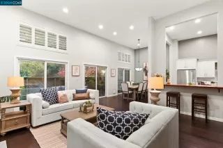 Photo #2: 41079869 Listing