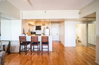 Photo #4: 41079887 Listing