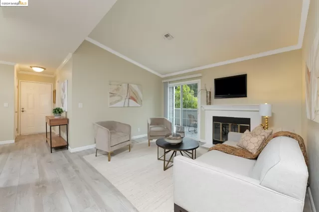 MLS: 41079898 Condo For Sale