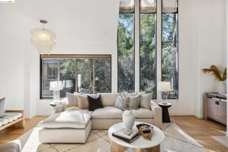 Photo #6: 41079904 Listing