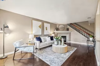 Photo #2: 41079947 Listing