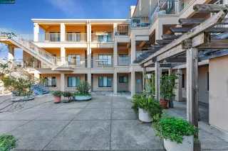 Photo #3: 41080104 Listing