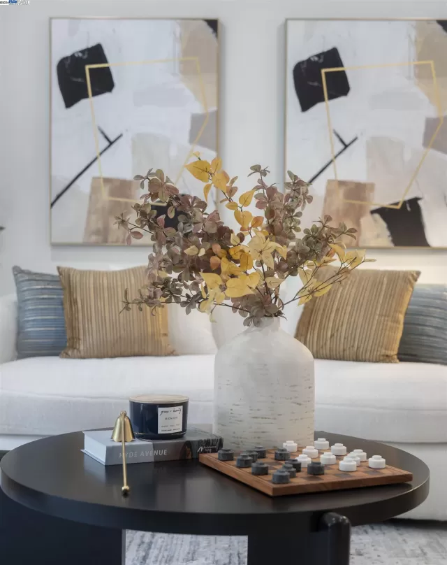 MLS: 41080125 Condo For Sale