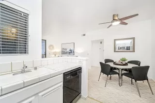 Photo #5: 41080177 Listing 