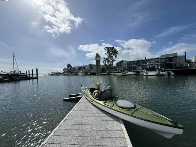 MLS: 41080264 Condo For Sale