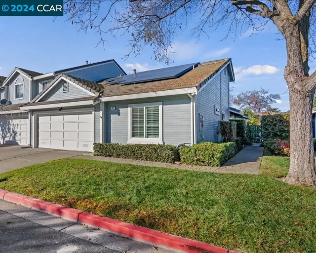 MLS: 41080366 Condo For Sale