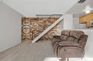 Photo #4: 41080409 Listing