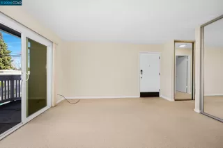 Photo #6: 41080456 Listing