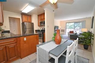 Photo #5: 41080514 Listing