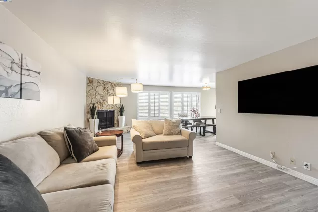 MLS: 41080535 Condo For Sale