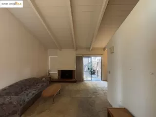 Photo #4: 41080570 Listing