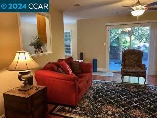 Photo #1: 41080642 Listing 