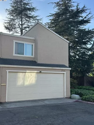 Photo #1: 41080700 Listing