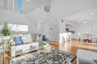 Photo #5: 41080700 Listing