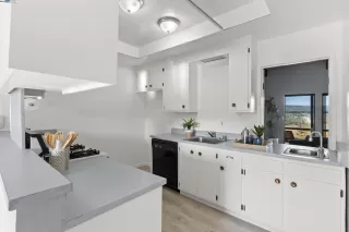 Photo #5: 41080767 Listing 