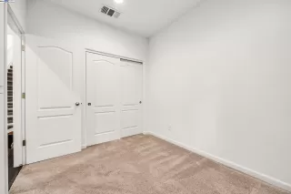 Photo #4: 41080791 Listing