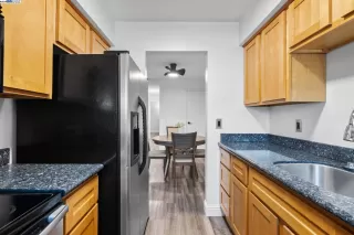 Photo #5: 41080809 Listing