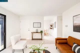 Photo #6: 41080899 Listing