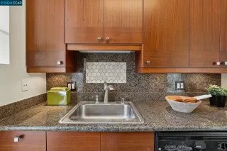 Photo #5: 41080918 Listing 