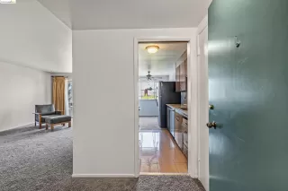 Photo #3: 41081025 Listing