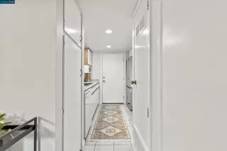 Photo #6: 41081031 Listing 