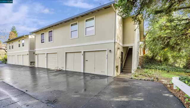 MLS: 41081224 Condo For Sale