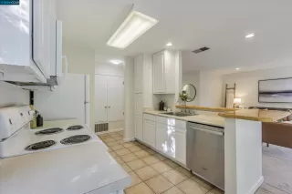 Photo #6: 41081224 Listing