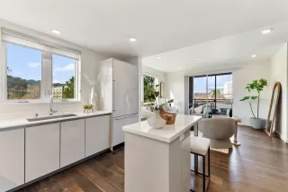 Photo #5: 41081250 Listing