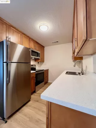 Photo #2: 41081308 Listing 