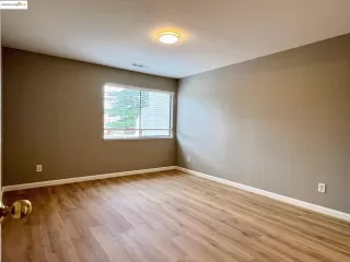 Photo #5: 41081308 Listing 