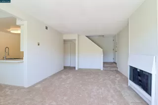 Photo #5: 41081378 Listing