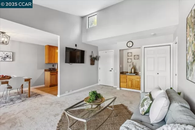 MLS: 41081444 Condo For Sale