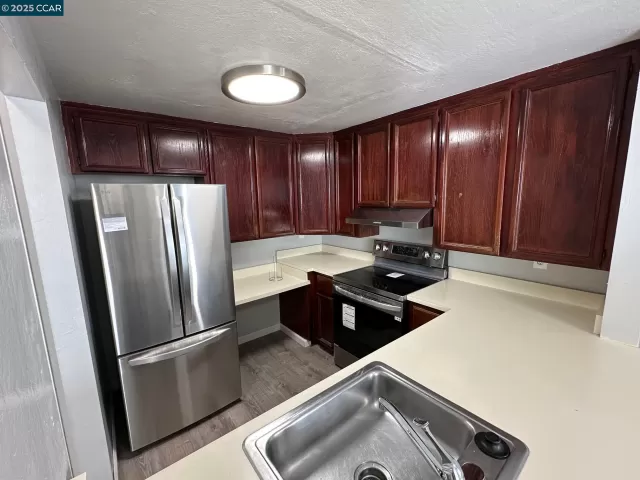 MLS: 41081520 Condo For Sale