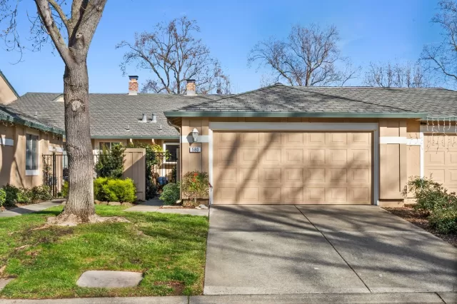 MLS: 41081646 Condo For Sale