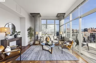 More Details about MLS # 41081649 : 5855 HORTON # 704