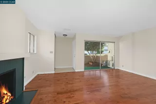 Photo #3: 41081672 Listing