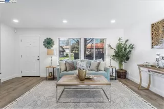 Photo #5: 41081739 Listing