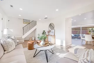 Photo #1: 41081844 Listing