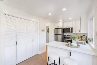 Photo #6: 41081844 Listing